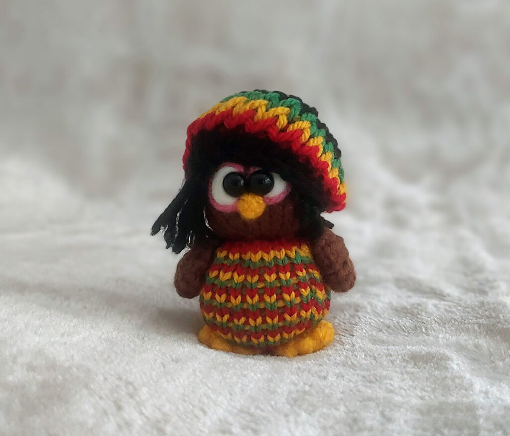 Kingston, little knitted reggae owlie